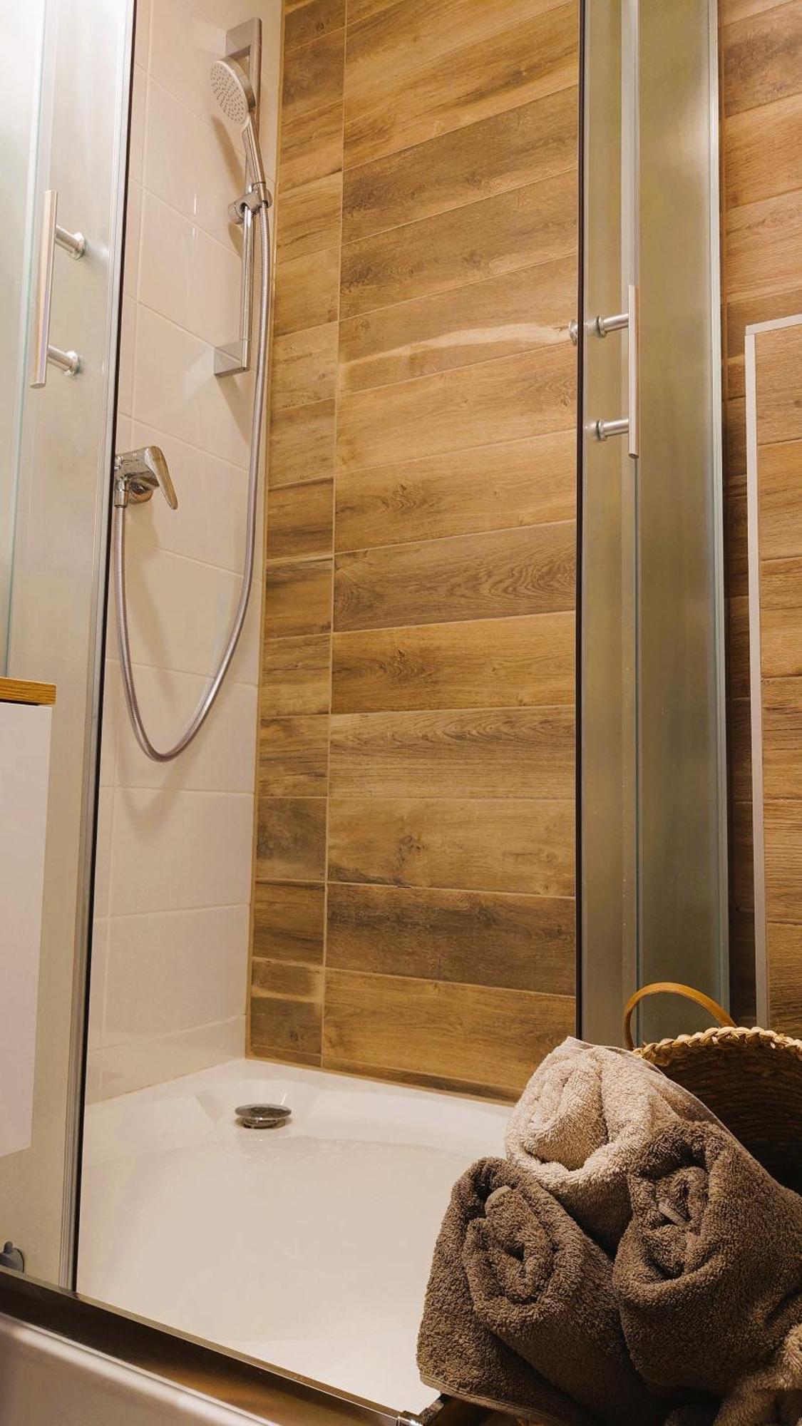 Apartman Nad Riekou Bešeňová Esterno foto